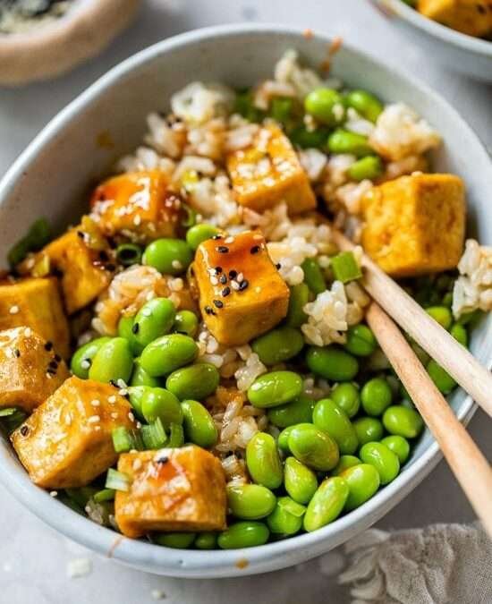 Spicy Sriracha Tofu Rice Bowls (Air Fryer or Oven)