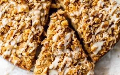 Apple Coffee Cake {With Cinnamon Streusel Topping}