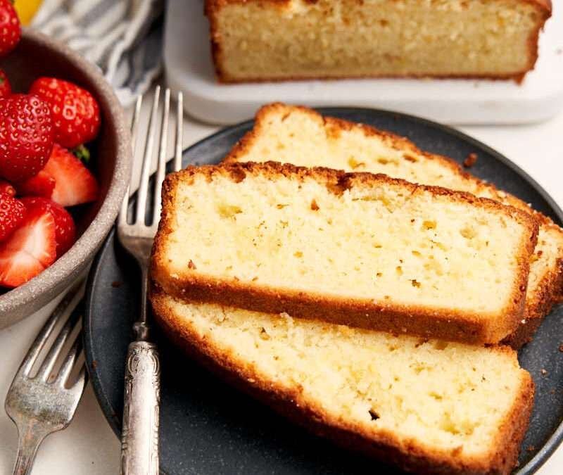 Lemon Sour Cream Pound Cake