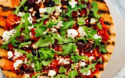 How to Grill Pizza (Recipe and Tips)