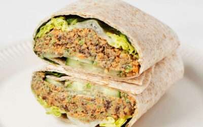 Lentil Tahini Wraps with Carrots and Broccoli
