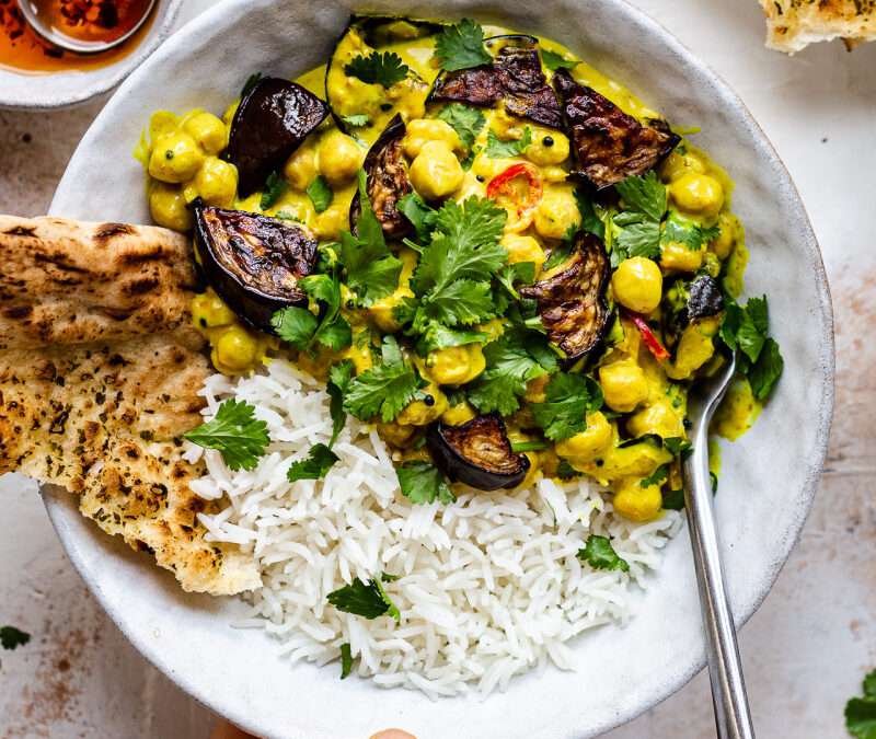 Vegan turmeric curry – Lazy Cat Kitchen
