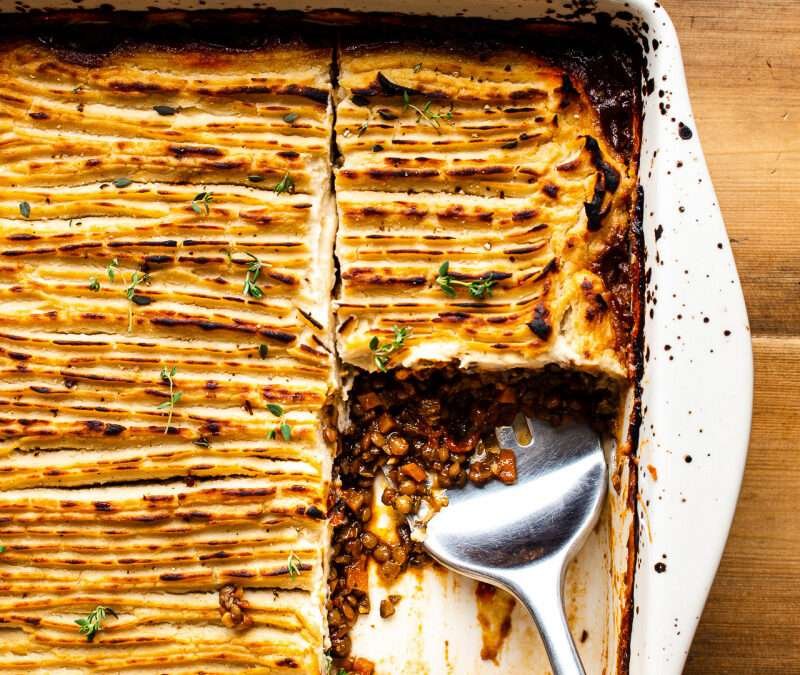 Celeriac vegan shepherd’s pie – Lazy Cat Kitchen