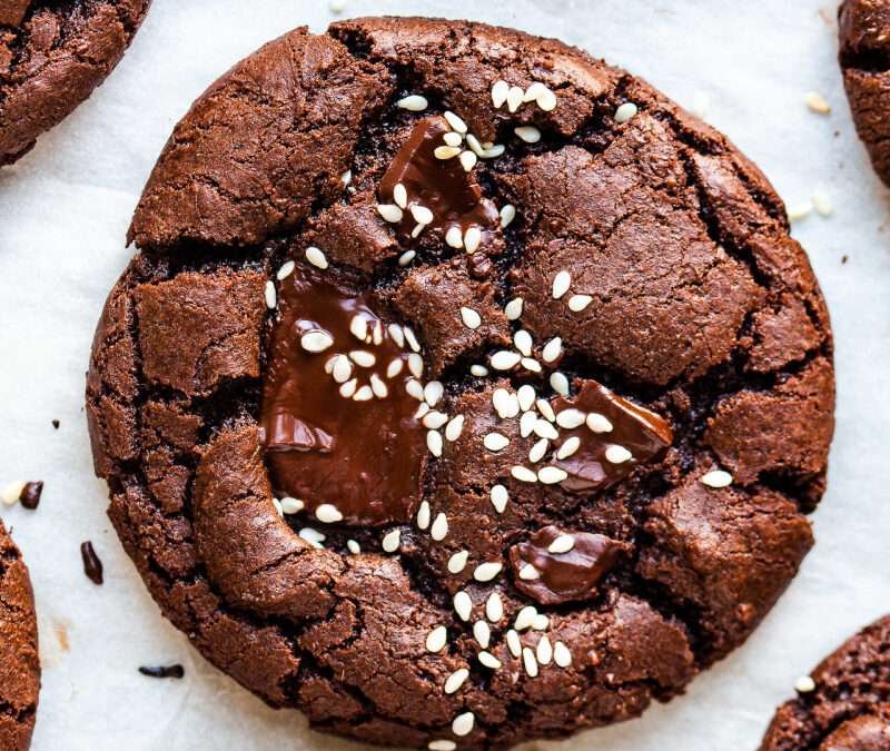 Vegan chocolate cookies with tahini