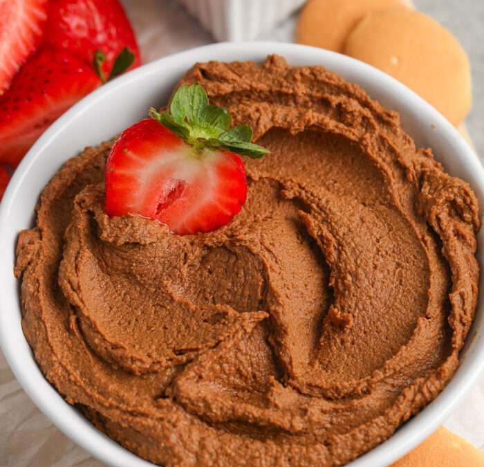 Quick & Easy Chocolate Hummus