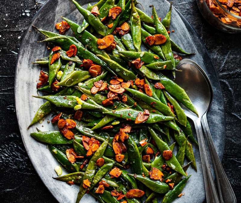 Roasted green beans with almond bacon