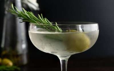How to Order and Make a Martini