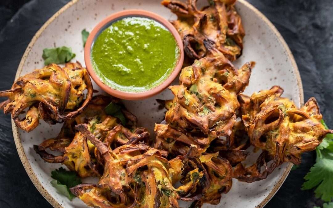 Air Fryer Onion Pakoda – Cook With Manali