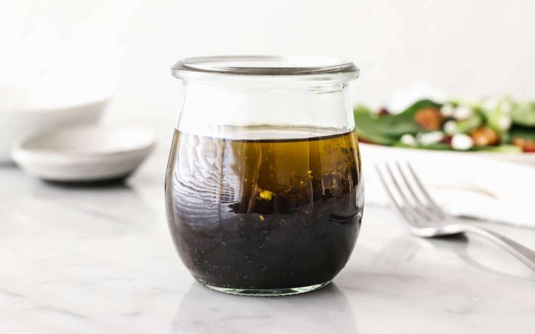 Balsamic Vinaigrette – Downshiftology
