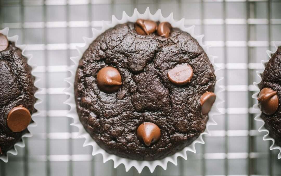 Flourless Black Bean Brownie Muffins