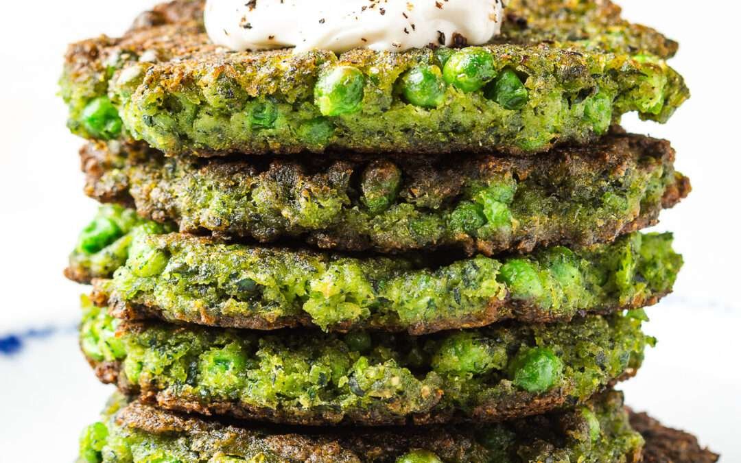 Kale and green pea fritters