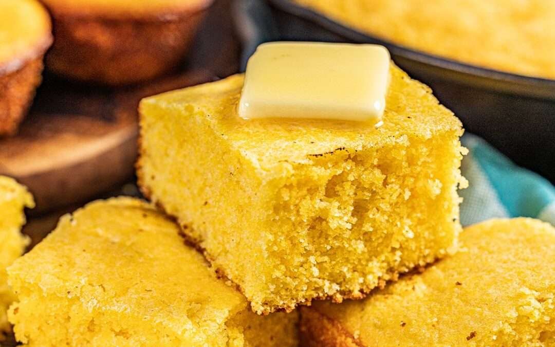 Mom’s Quick Buttermilk Cornbread – thestayathomechef.com