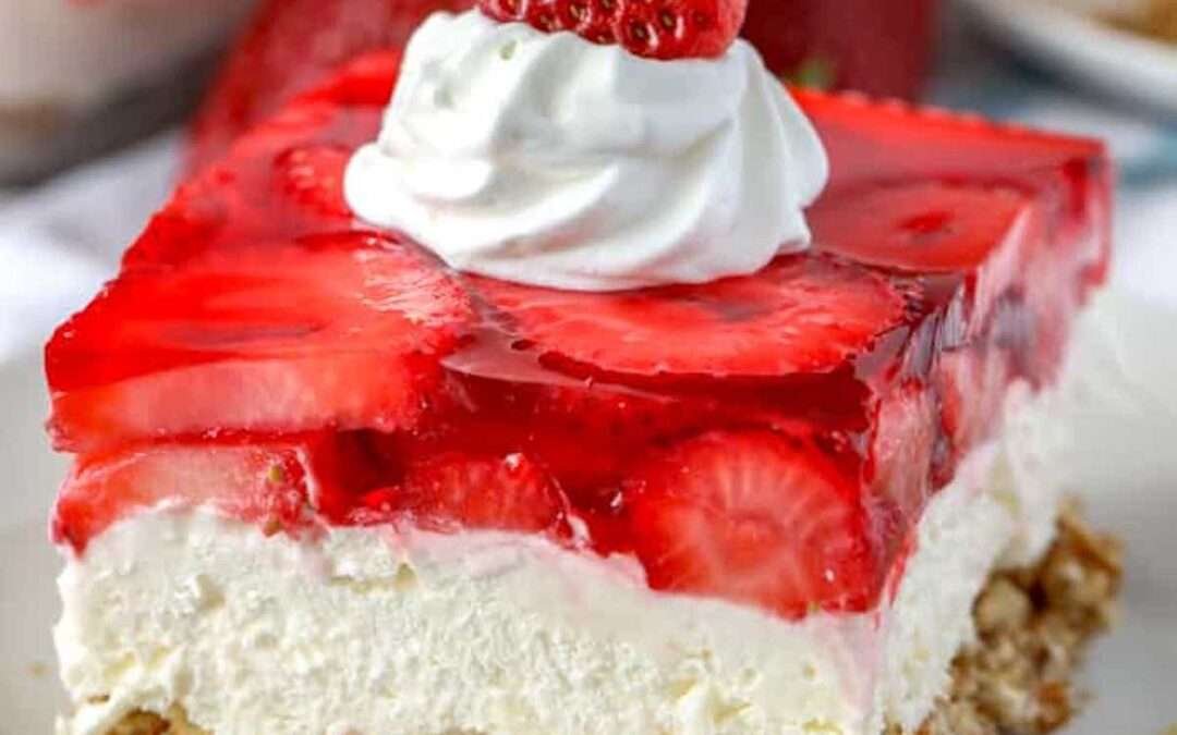 Strawberry Pretzel Salad – Spend With Pennies
