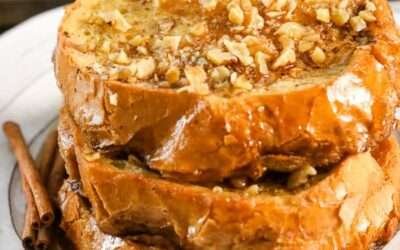 Easy Overnight French Toast {Perfect for Christmas Morning!}