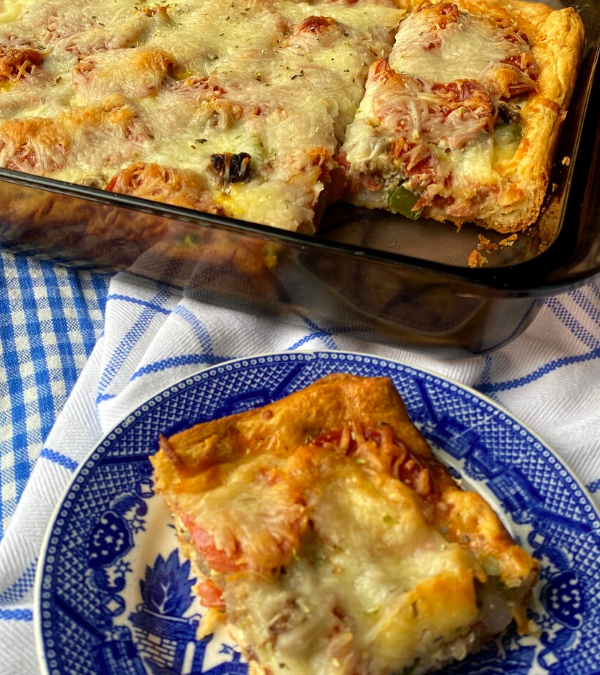 BREAKFAST CRESCENT PIZZA – The Southern Lady Cooks