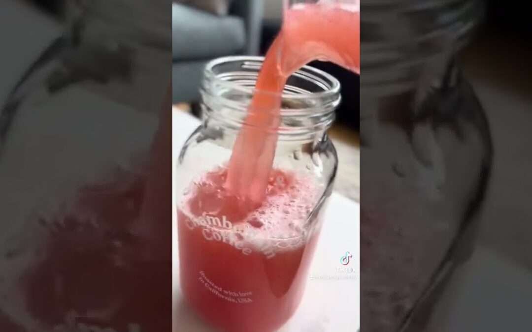 Emma Chamberlain’s Signature Smoothie