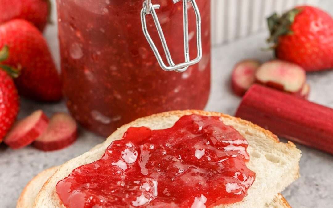 Strawberry Rhubarb Jam – Spend With Pennies