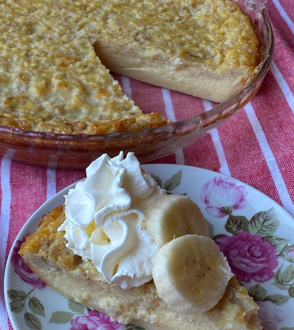 IMPOSSIBLE BANANA CREAM PIE – The Southern Lady Cooks