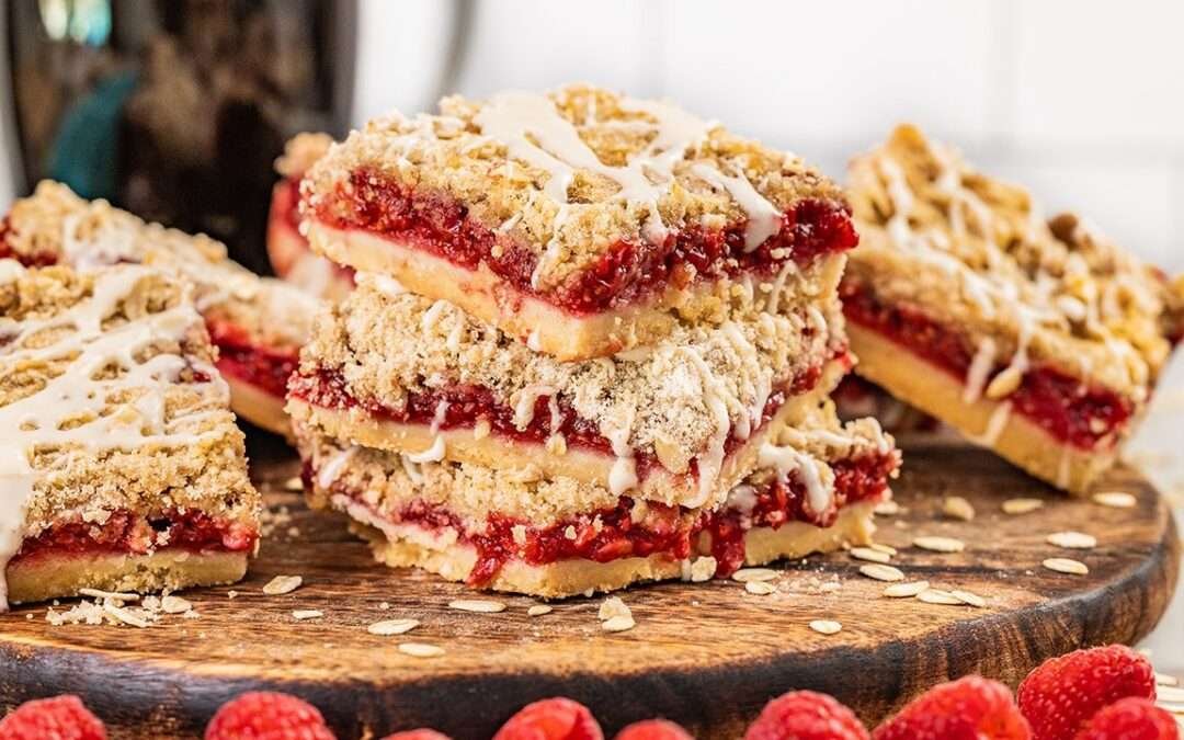 Raspberry Streusel Dessert Bars – thestayathomechef.com