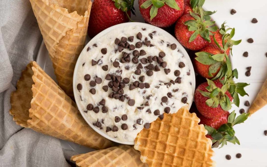 Five-Ingredient Cannoli Dip Recipe | Wholefully