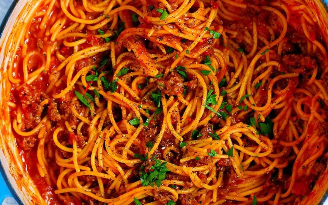 One Pot Spaghetti with Meat Sauce