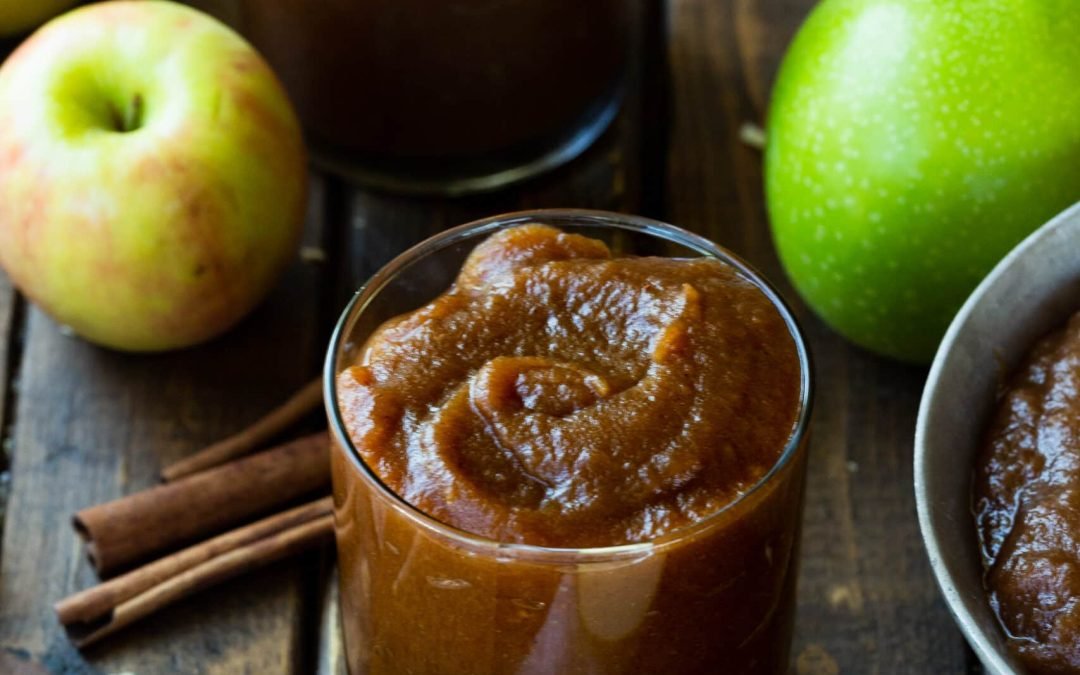 Easiest Apple Butter Recipe (Homemade From Scratch)