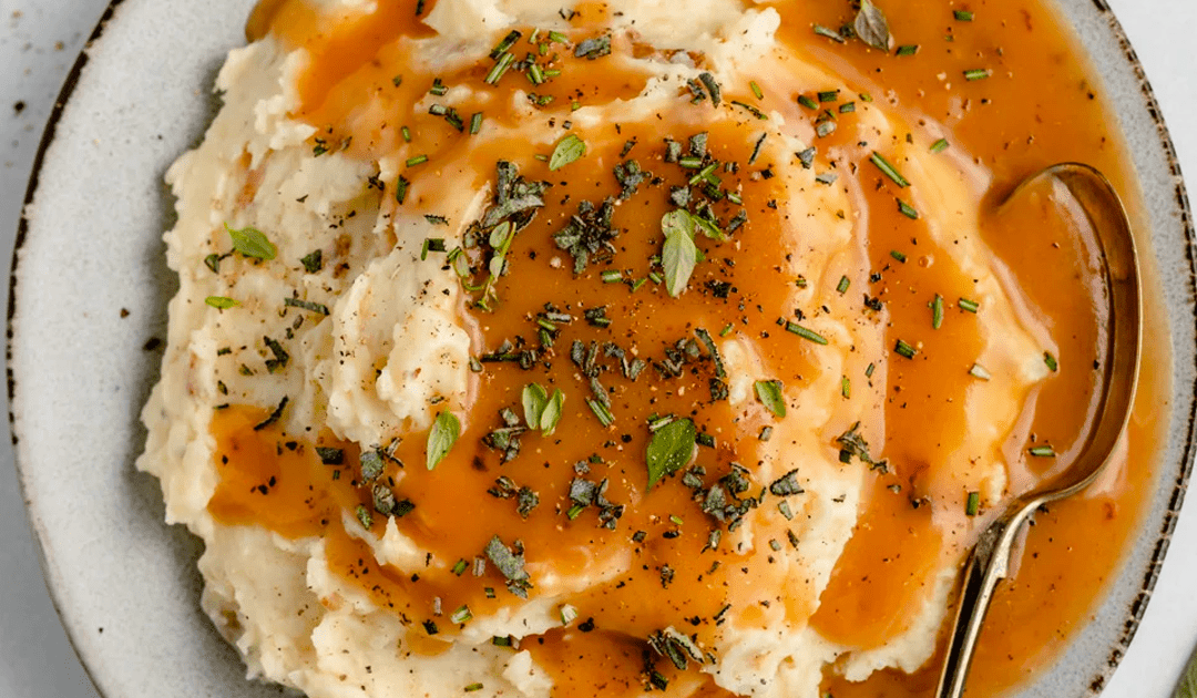 The Best Homemade Turkey Gravy