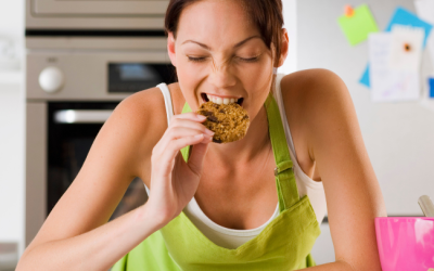 The Ultimate Guide to Overcoming Emotional Eating (Without Resorting to Willpower Alone)