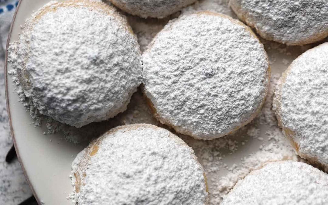 Kourabiedes (Greek Butter + Almond Cookies)