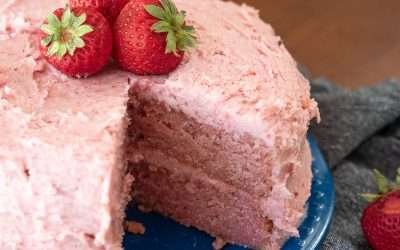 Vegan Strawberry Cake – Oh My Veggies