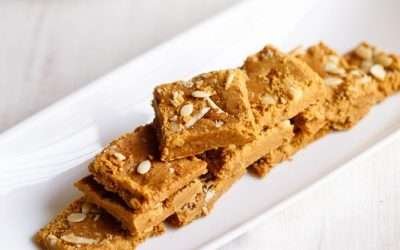 Besan Ki Barfi | Besan Barfi Recipe
