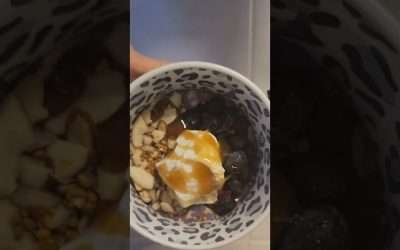 Breakfast today,  Kachava Coconut Acai Blueberry Protein Smoothie Bowl. Yum!  *Subscribe* #healthy