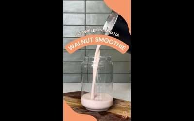 Strawberry Banana Walnut Smoothie | Nutr Machine