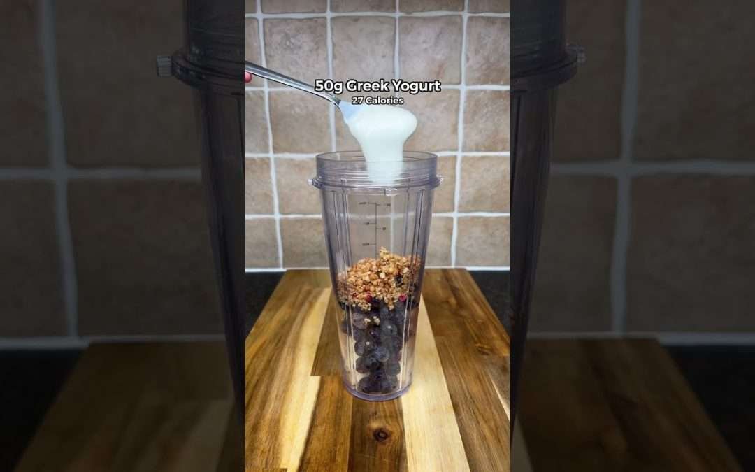 High Protein Breakfast Smoothie! Struggle to eat in the morning? #smoothie #fitness #fatloss #recipe