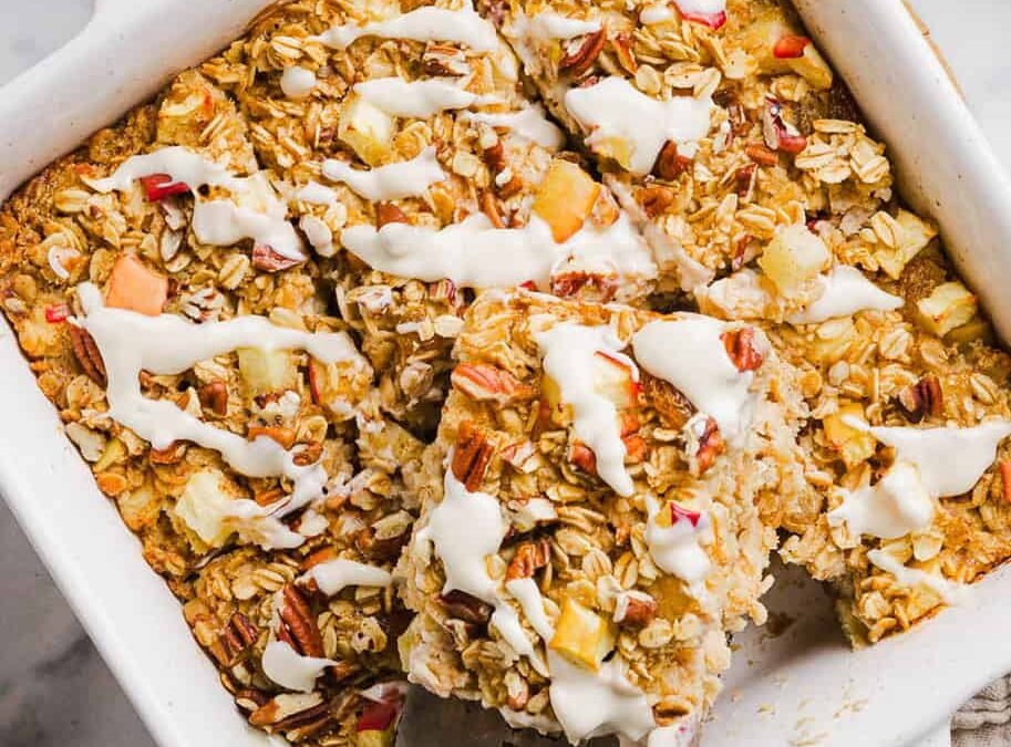 Apple Cinnamon Baked Oatmeal – Eat Yourself Skinny