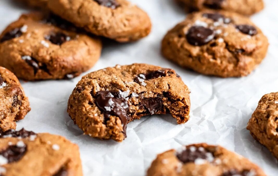 The Best Lactation Cookies for Nursing Mamas (vegan & gluten-free)